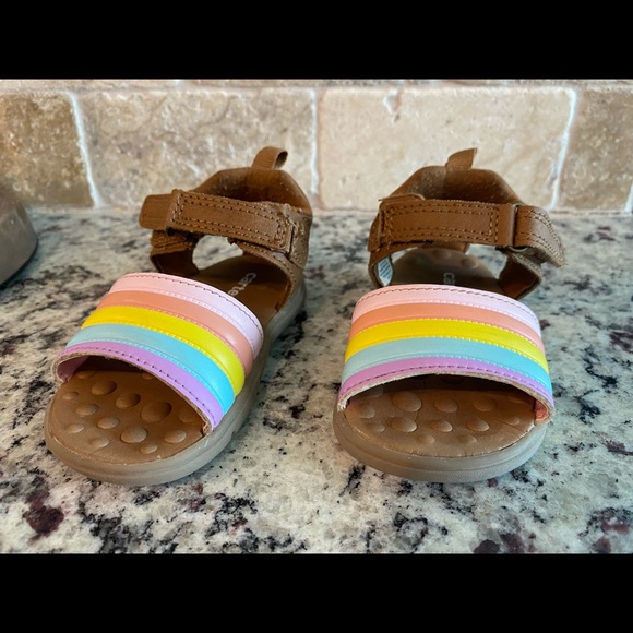 Toddler Girl Carters Sandals - Picture 2 of 3